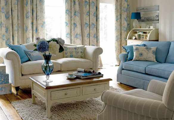 Salón romántico azul y beige Salón romántico azul y beige